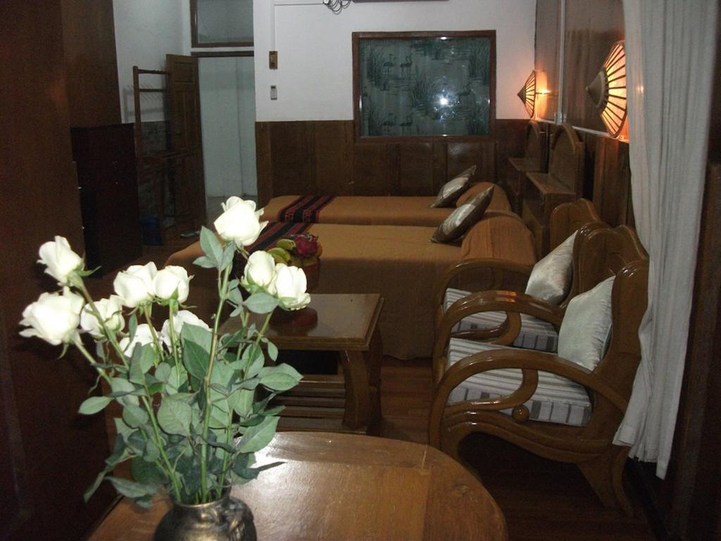 Mingalar Inn Inle Lake Eksteriør billede