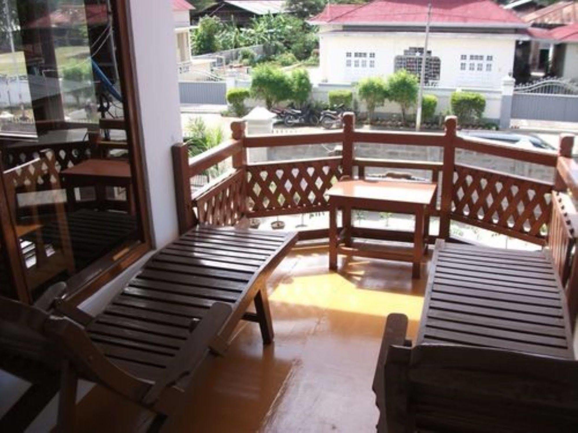 Mingalar Inn Inle Lake Eksteriør billede